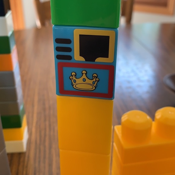 Mega Bloks, Thomas And Friends, 80 Pieces In Carrying Case - Picture 8 of 16